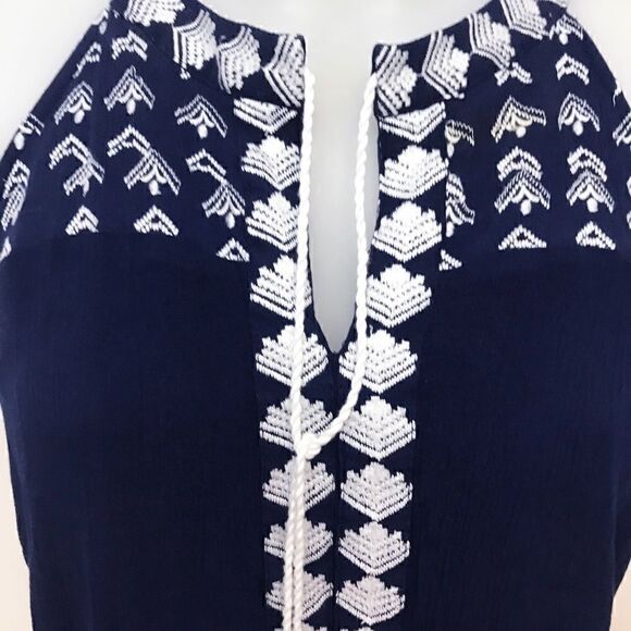 BLUE sleeveless dress with white embroidery💚 - Picture 3 of 6